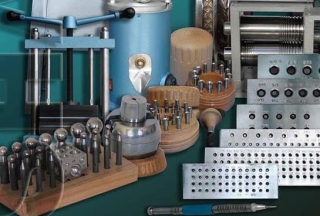 Jewelry tools &amp; equipment