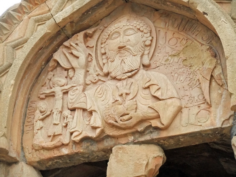 Noravank Monastery: “Gold in the Amaghu Valley”