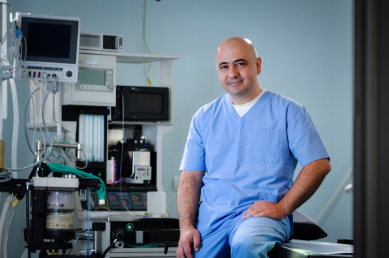 Dr. Raffi Janesian