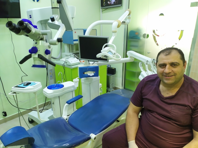 Best dentists / Implantologists of Armenia - Dr. Muraz V. Grigoryan